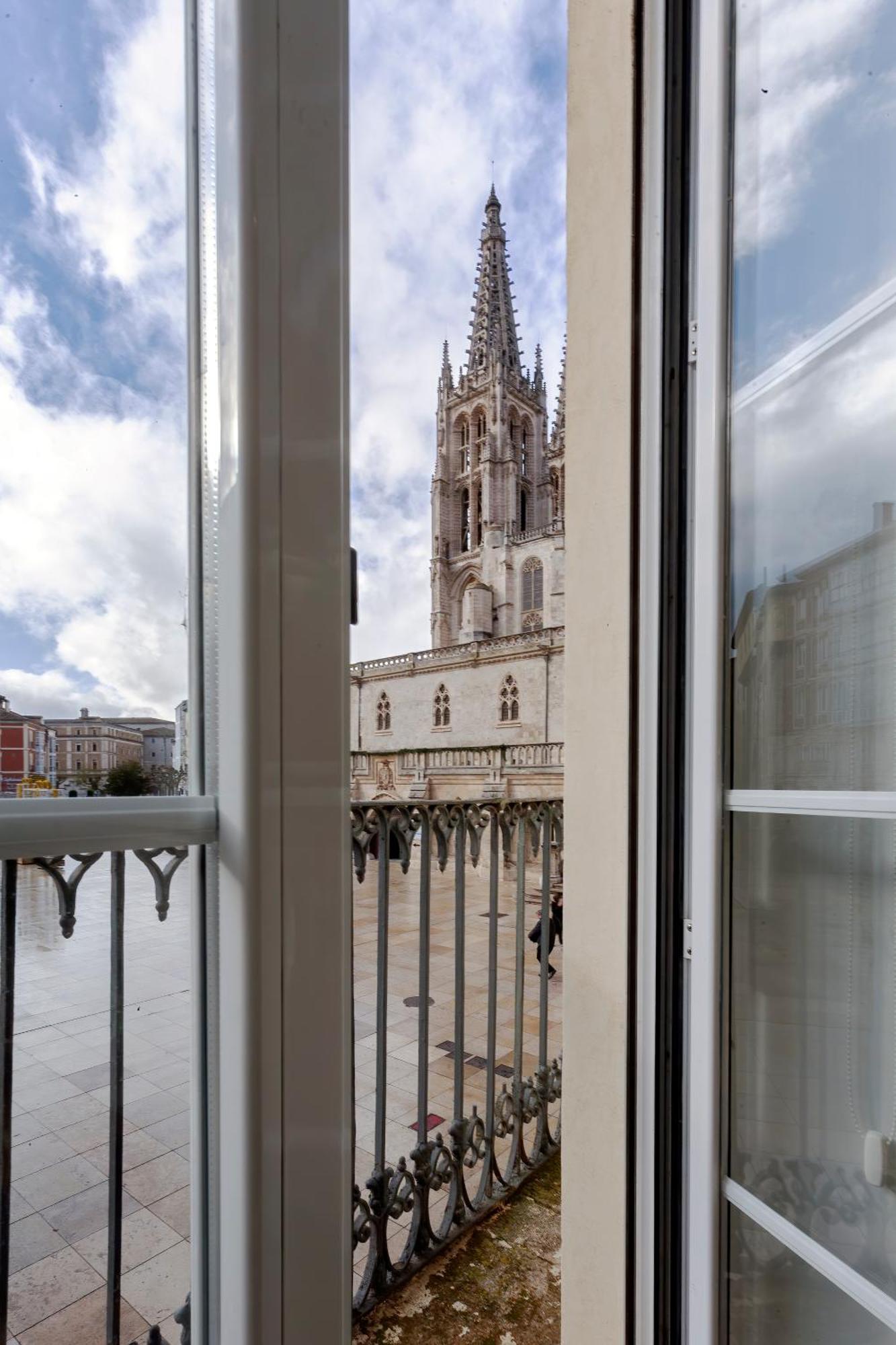 Cinco Balcones A La Catedral By Unique Rooms Burgo Kültér fotó